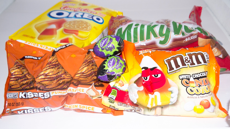 Illustration for article titled Candy Corn Oreos and Pumpkin Spice Kisses: It's the Snacktaku Halloween Variety Spooktacular!